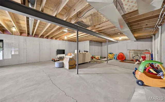 $580,000 | 136 Eagle Frk Drive, Moscow Mills, MO 63362