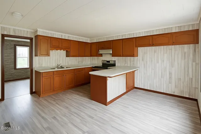 $110,000 | 5 Spring Street, St. Johnsville, NY 13452