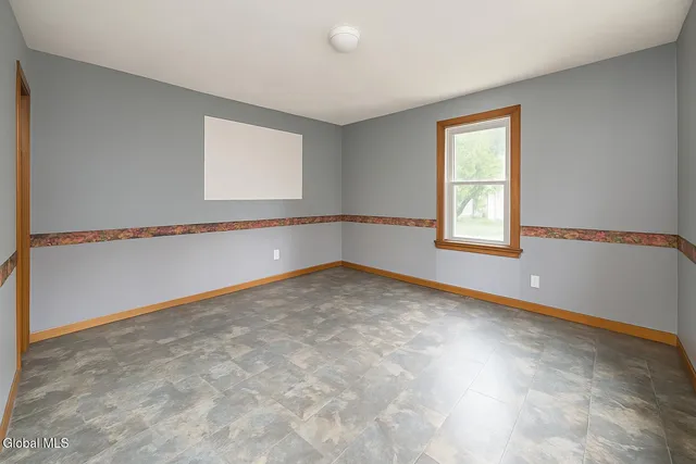 $110,000 | 5 Spring Street, St. Johnsville, NY 13452