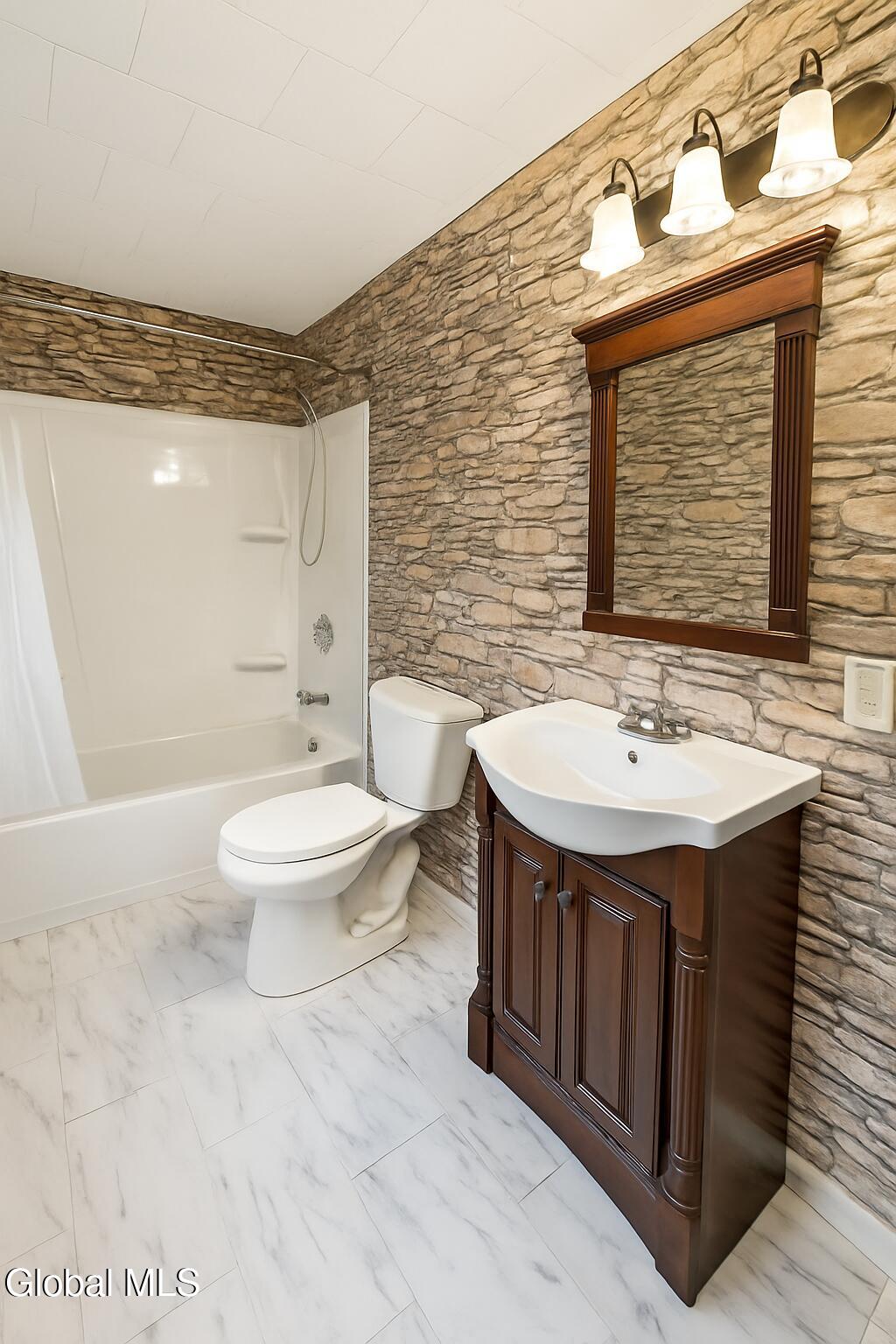 5 Spring Street St. Johnsville, NY 13452 - Photo 8 of 16 8