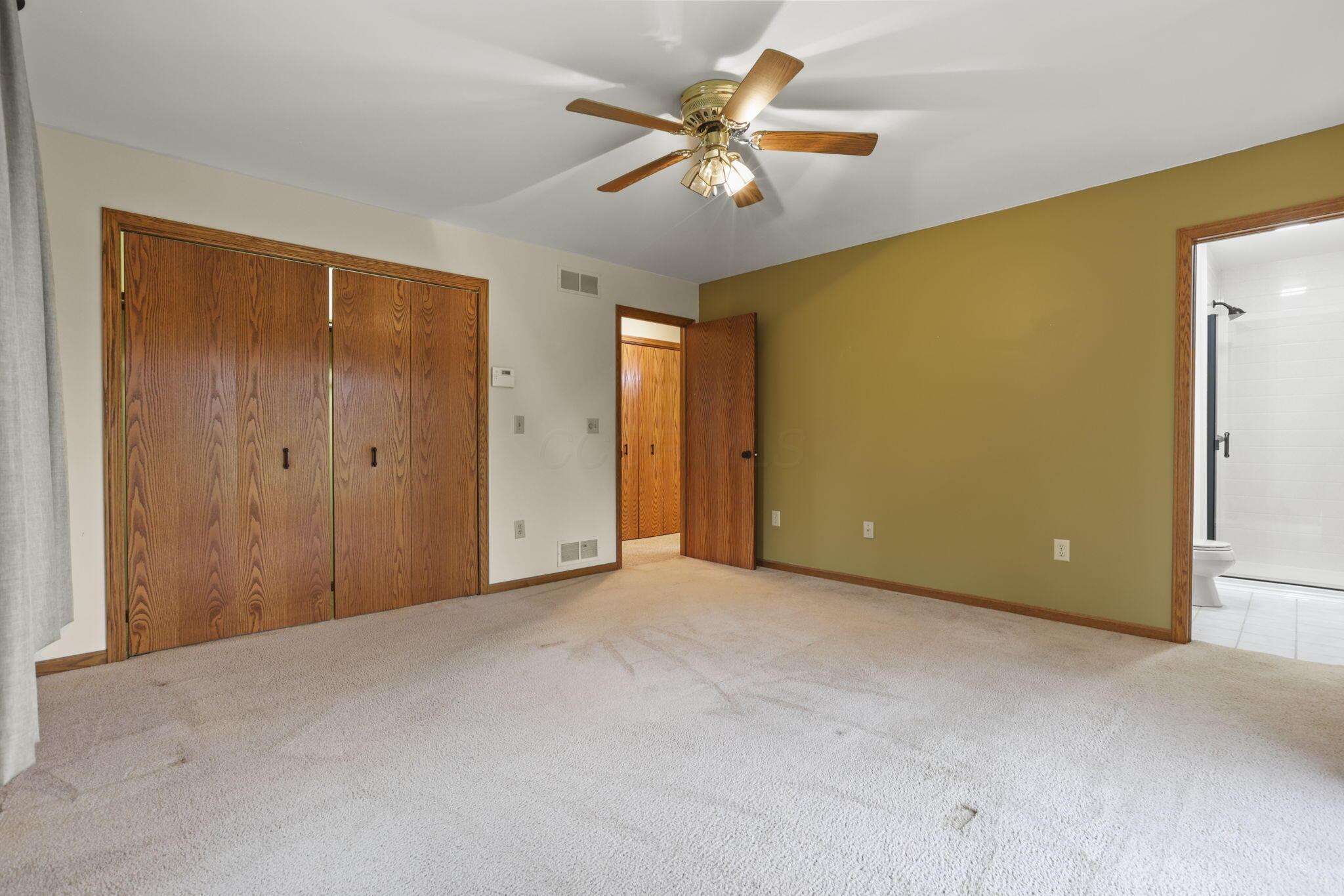 6283 York Road Southwest Pataskala, OH 43062 - Photo 19 of 45 Primary bedroom with attached bath