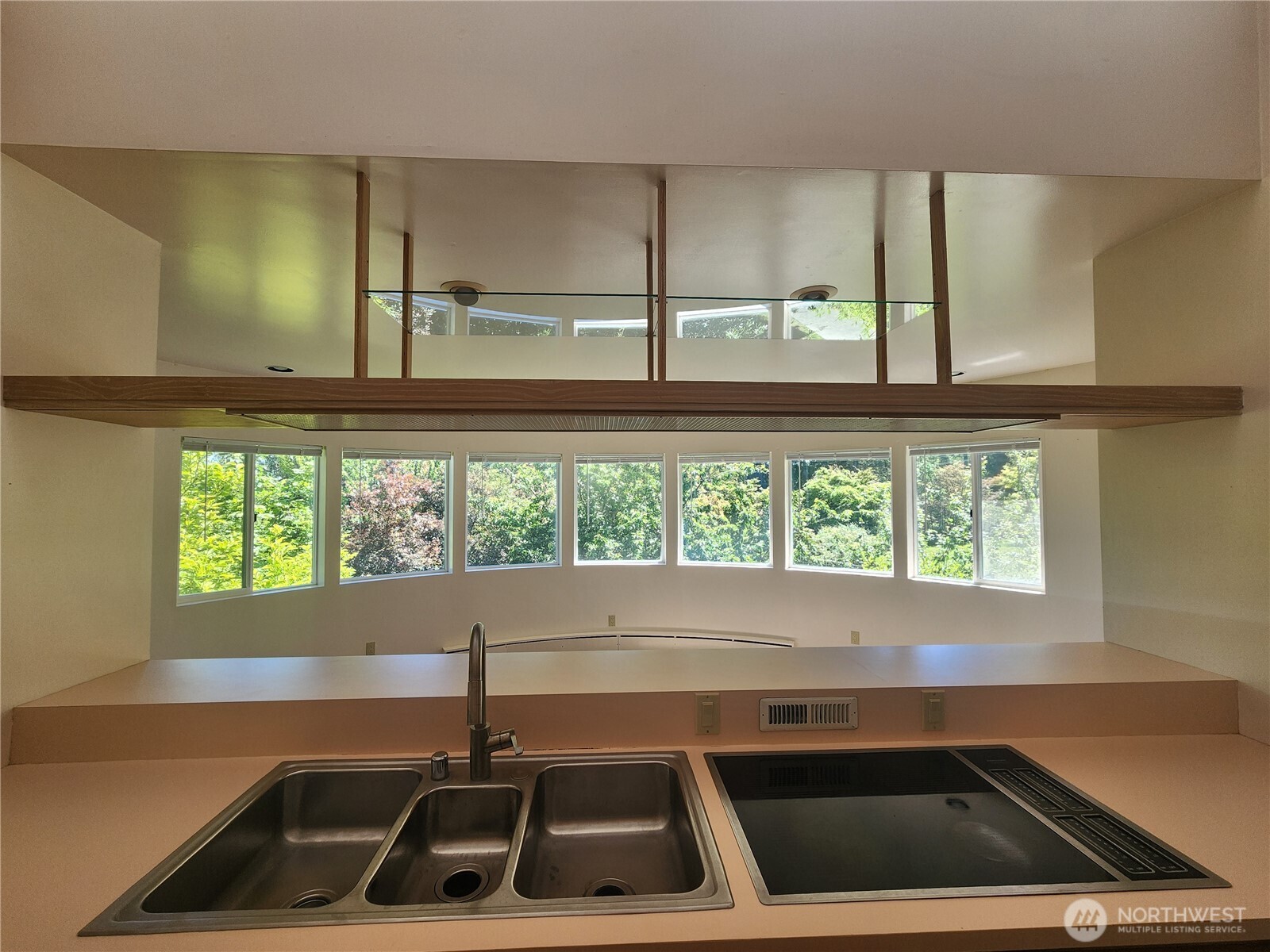 10336 Northeast Knight Road Bainbridge Island, WA 98110 - Photo 8 of 23
