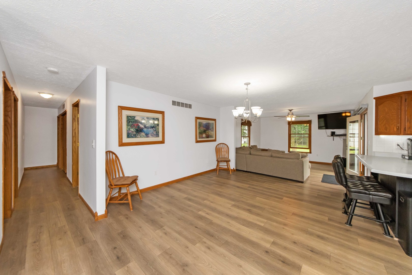 618 Cynthia Street Minonk, IL 61760 - Photo 4 of 27 Gallery Image 4