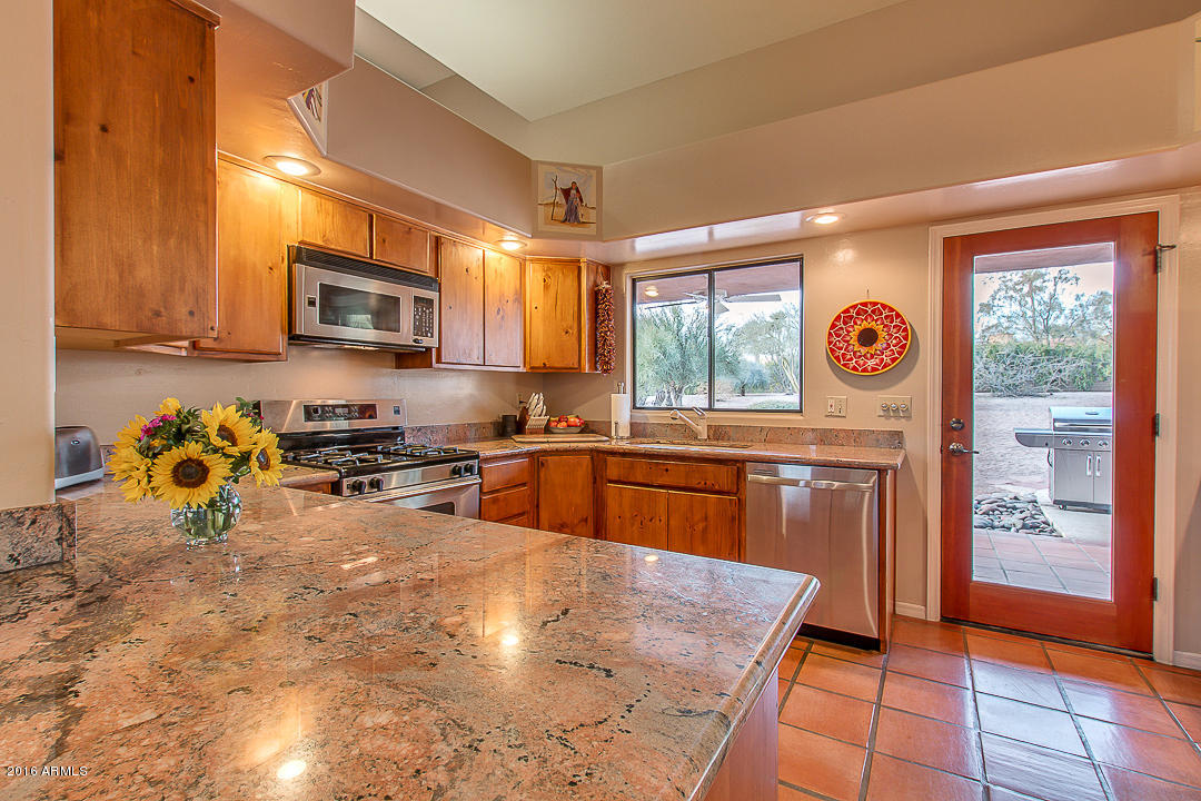 9516 East Romping Road Carefree, AZ 85377 - Photo 18 of 40 Romping-25