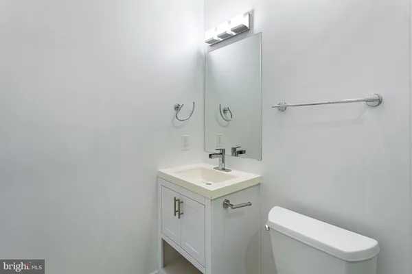 $3,000 | 1219 K Street Northeast, Unit 202, Washington, DC 20002