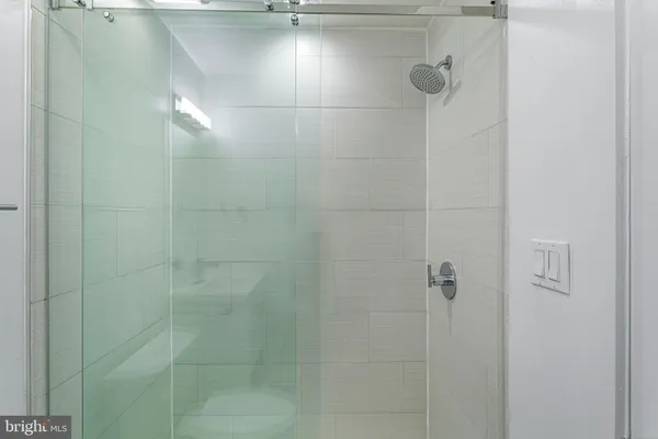 $3,000 | 1219 K Street Northeast, Unit 202, Washington, DC 20002