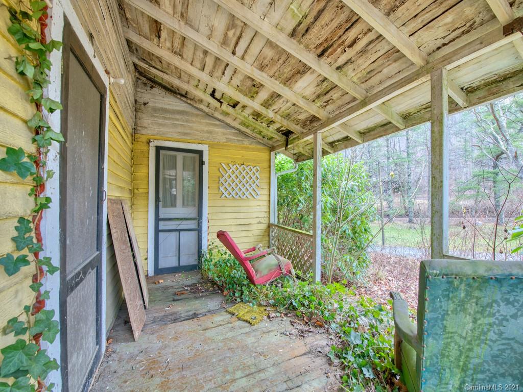117 Chad Crawford Road Sylva, NC 28779 - Photo 21 of 25 Gallery Image 21