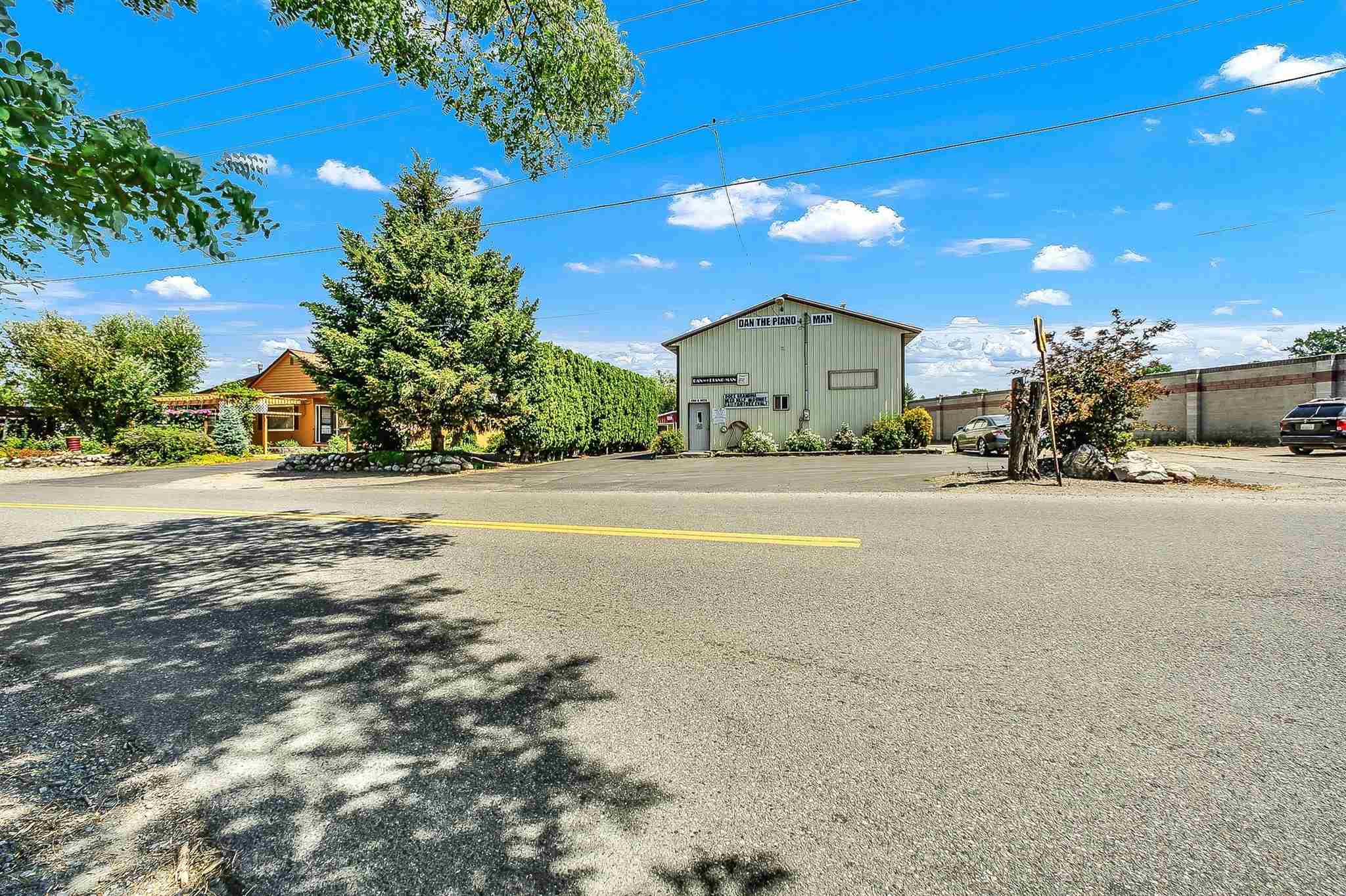 1708 North Vista Road Spokane Valley, WA 99212 - Photo 1 of 29 Gallery Image 1