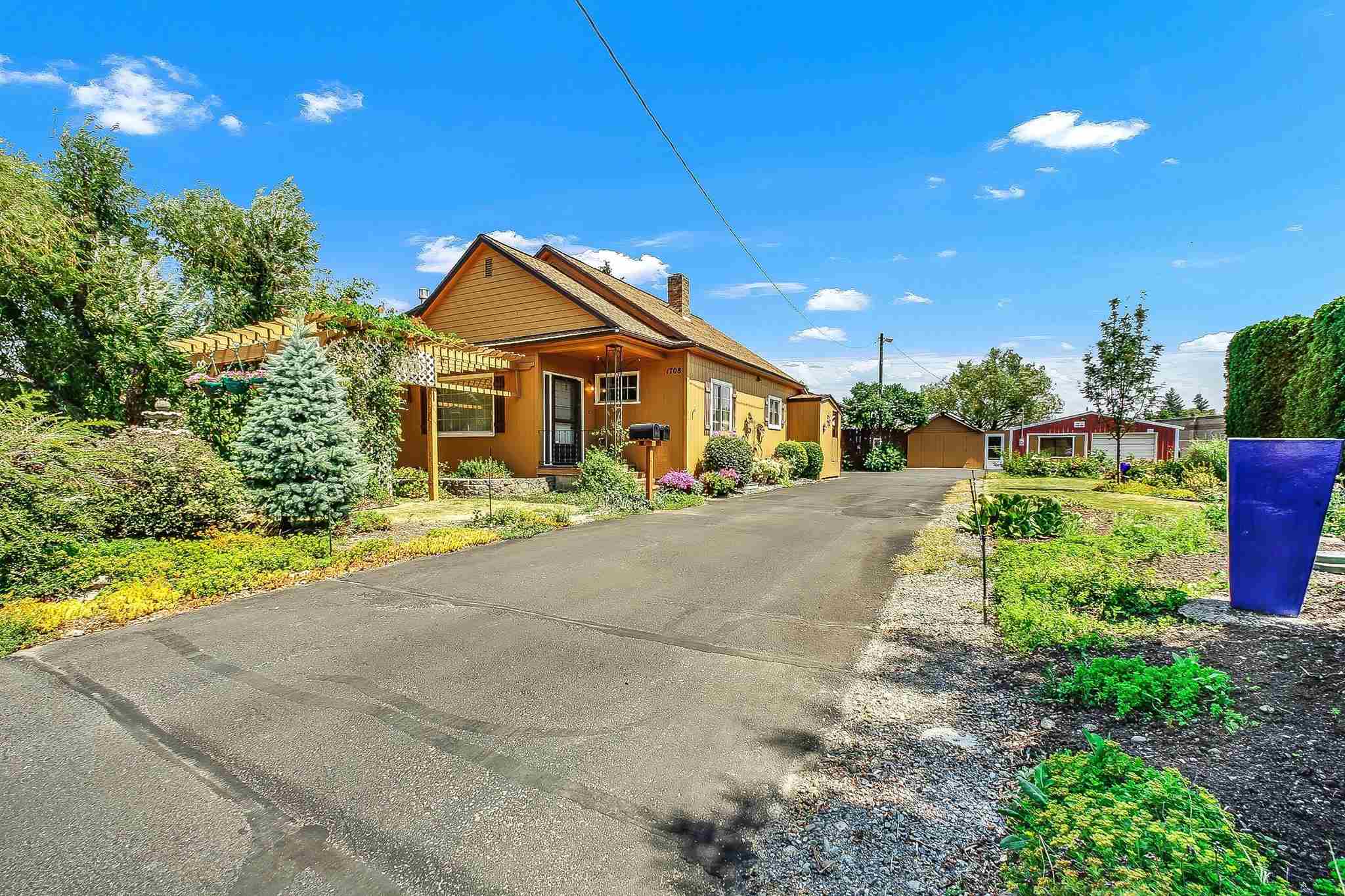 1708 North Vista Road Spokane Valley, WA 99212 - Photo 2 of 29 Gallery Image 2