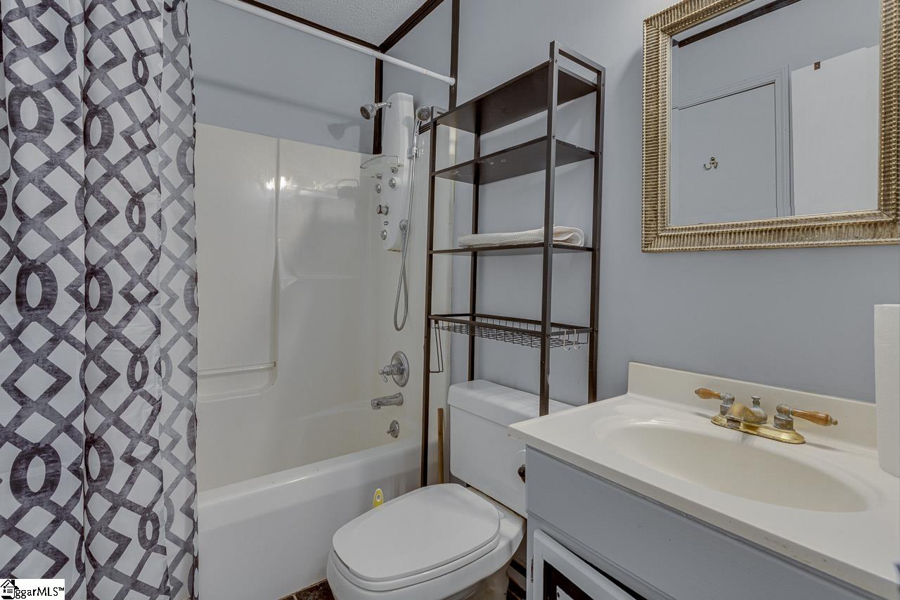 145 Hidden Valley Road Marietta, SC 29661 - Photo 23 of 37