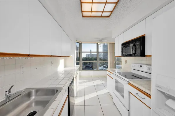 $3,600 | 3530 Mystic Pointe Drive, Unit 710, Aventura, FL 33180