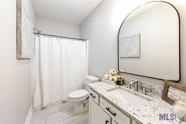 $512,500 | 22670 Highway 20, Vacherie, LA 70090