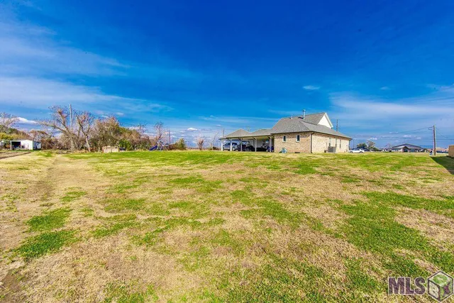 $515,000 | 22670 Highway 20, Vacherie, LA 70090