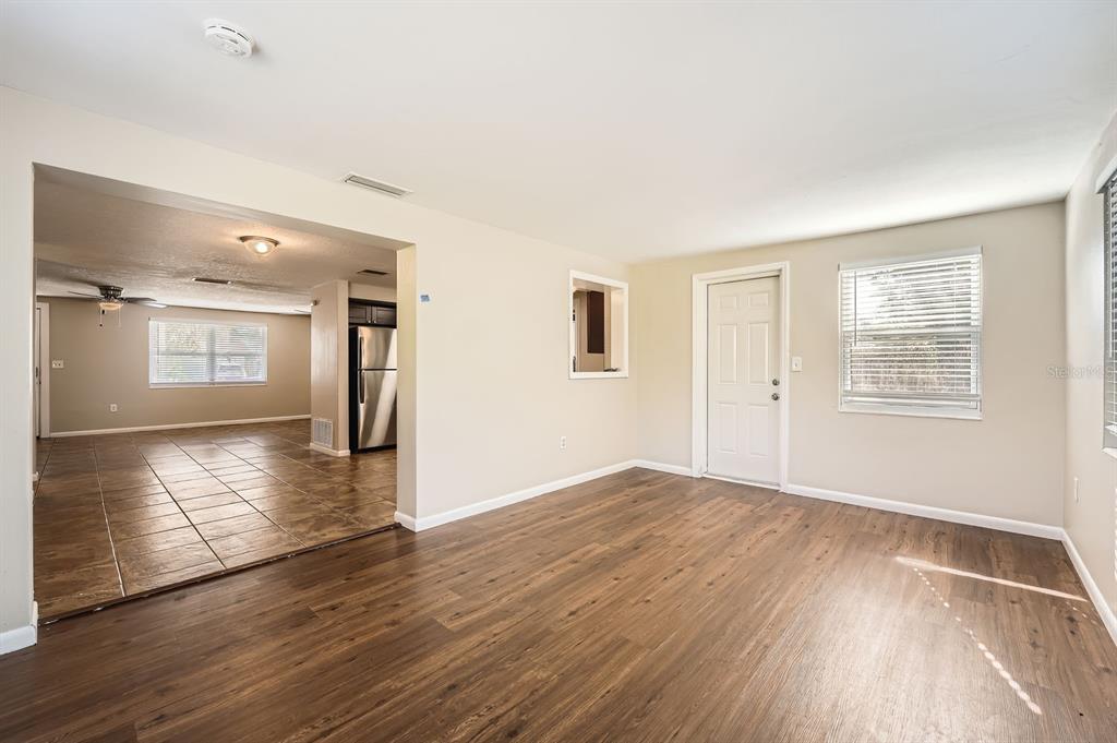 5023 Thames Place New Port Richey, FL 34652 - Photo 4 of 11