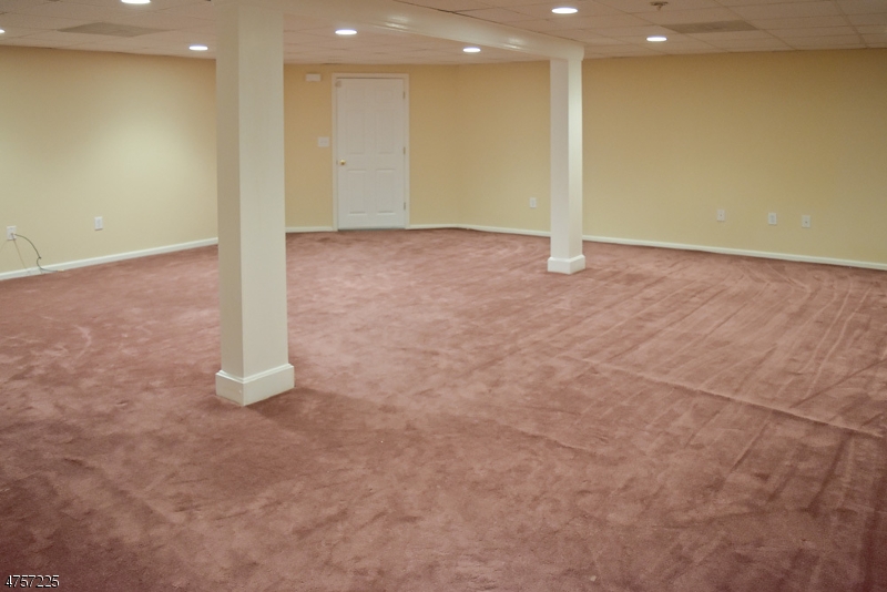 4 Cedar Gate Road Denville, NJ 07834 - Photo 18 of 25