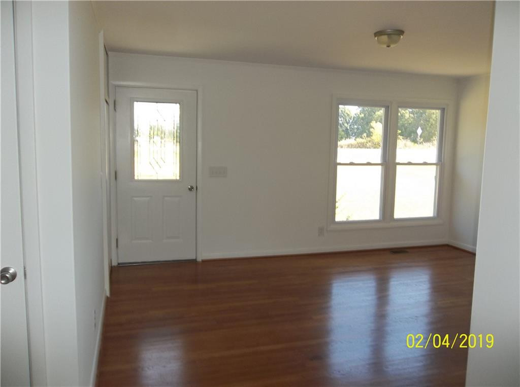 1018 Roxboro Street Haw River, NC 27258 - Photo 11 of 29 Photo 11