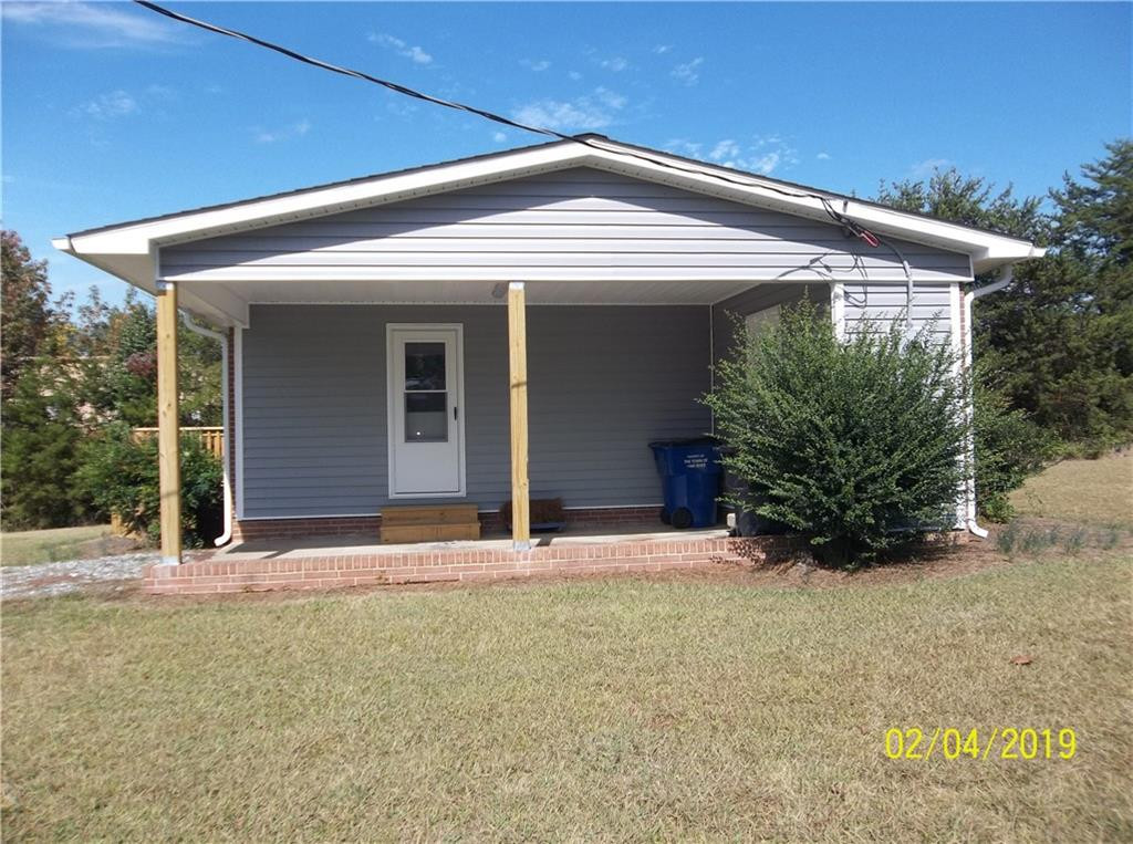 1018 Roxboro Street Haw River, NC 27258 - Photo 2 of 29 Photo 2