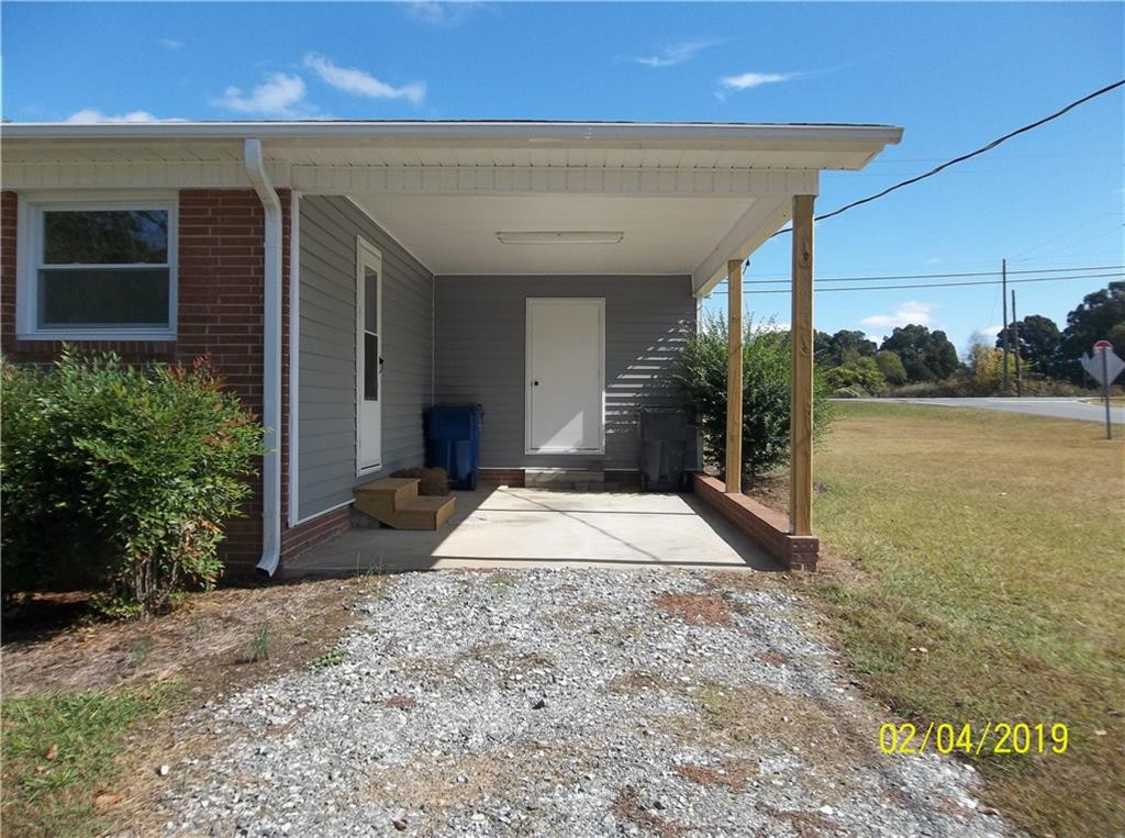 1018 Roxboro Street Haw River, NC 27258 - Photo 3 of 29 Photo 3