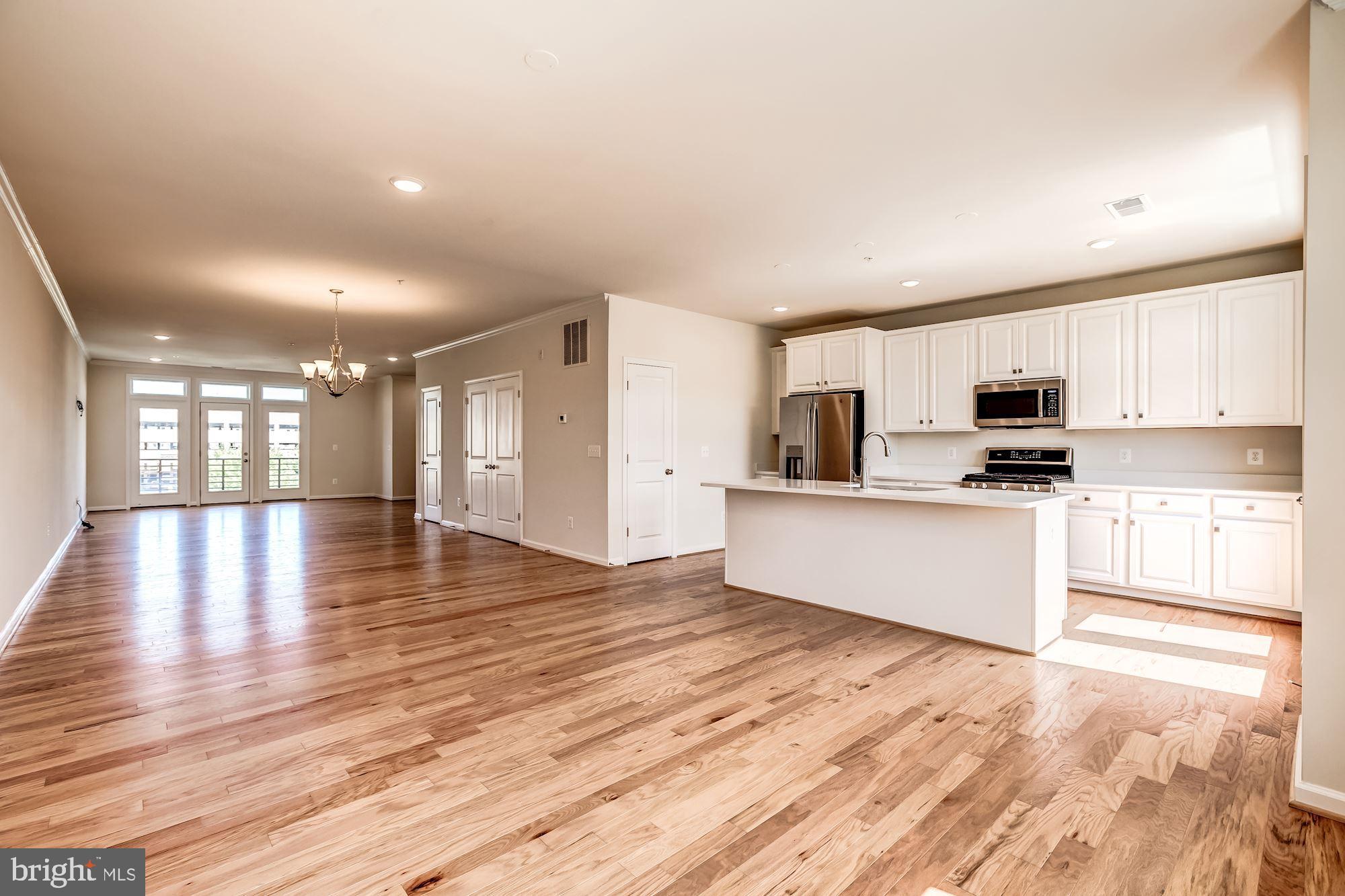 1006 Ribbon Limestone Terrace Southeast Leesburg, VA 20175 - Photo 13 of 40 Gallery Image 13