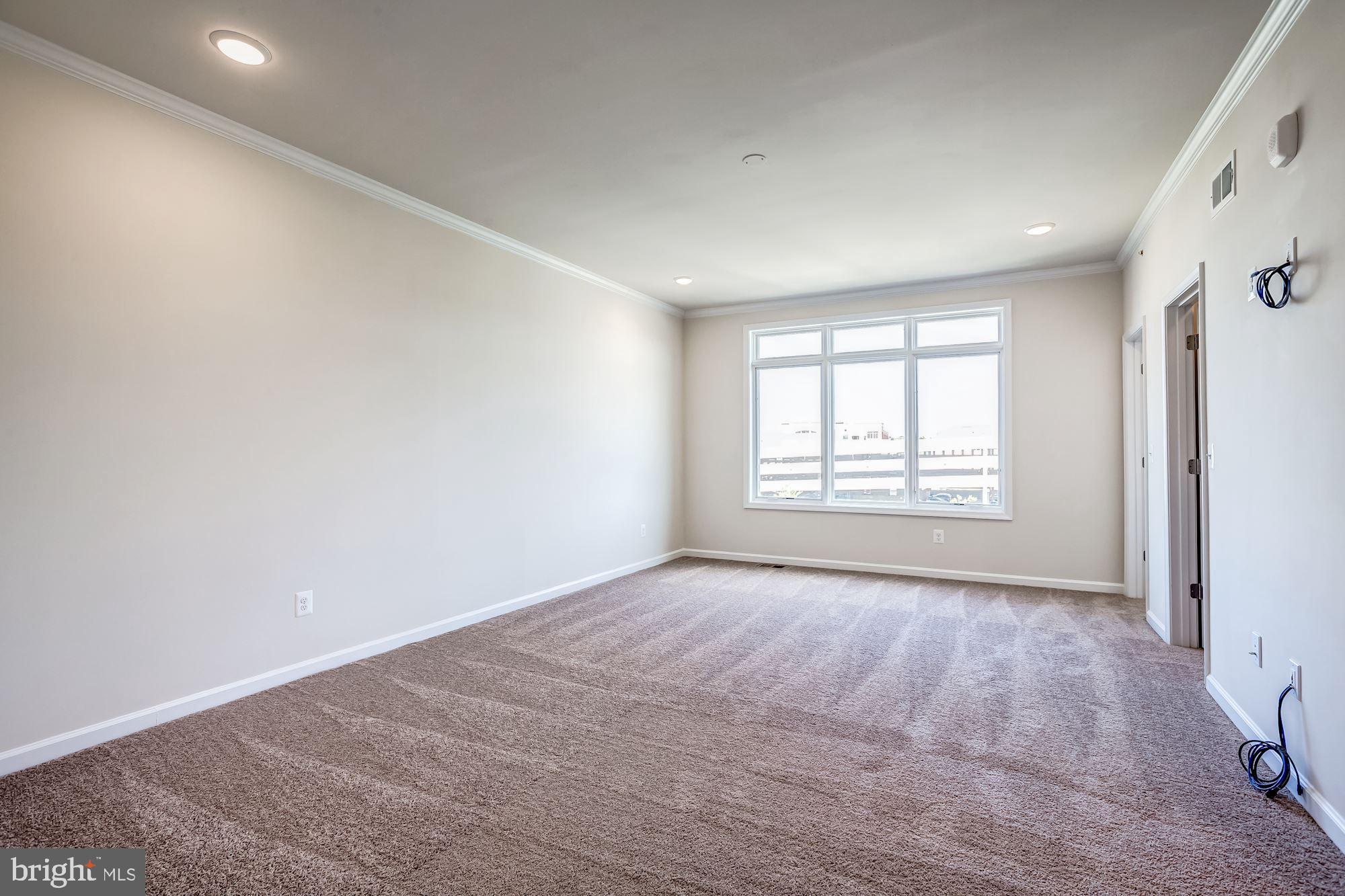 1006 Ribbon Limestone Terrace Southeast Leesburg, VA 20175 - Photo 23 of 40 Gallery Image 23