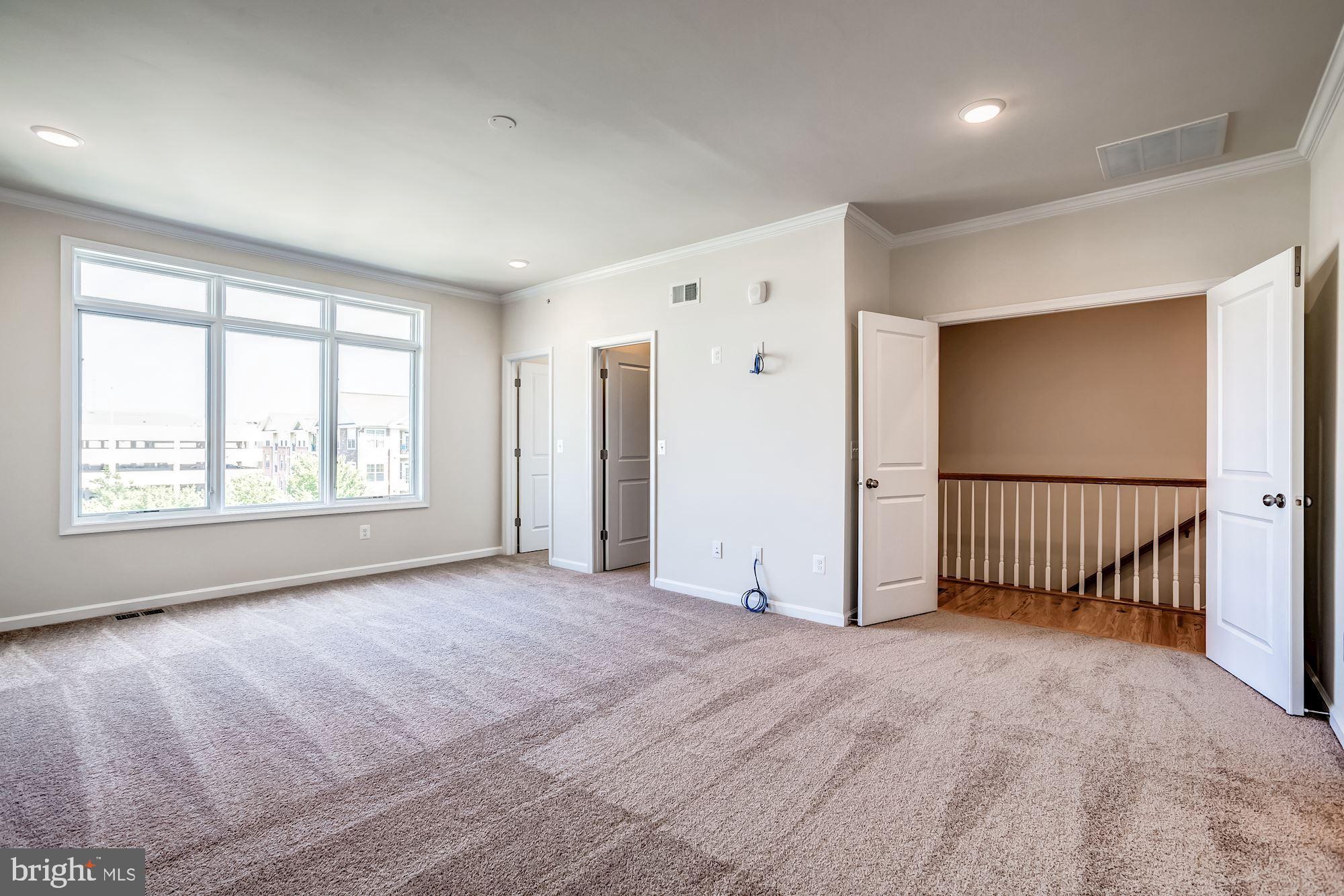 1006 Ribbon Limestone Terrace Southeast Leesburg, VA 20175 - Photo 24 of 40 Gallery Image 24