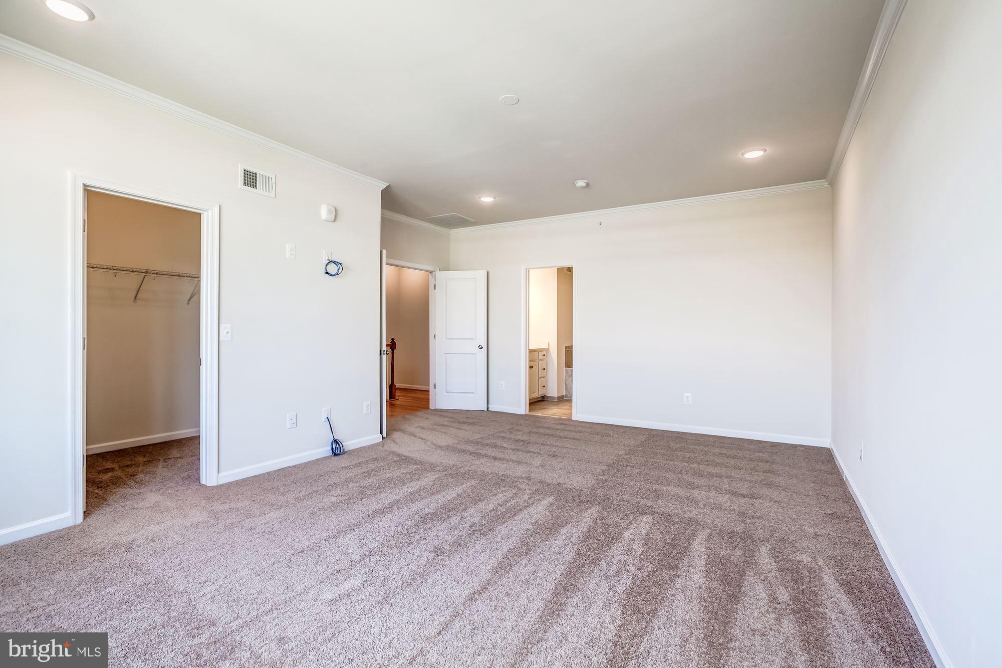 1006 Ribbon Limestone Terrace Southeast Leesburg, VA 20175 - Photo 25 of 40 Gallery Image 25