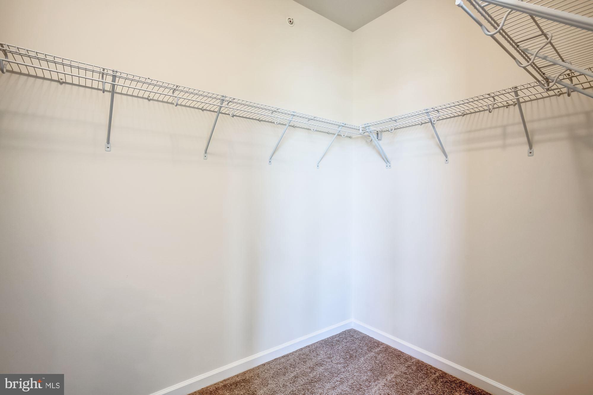 1006 Ribbon Limestone Terrace Southeast Leesburg, VA 20175 - Photo 27 of 40 Gallery Image 27