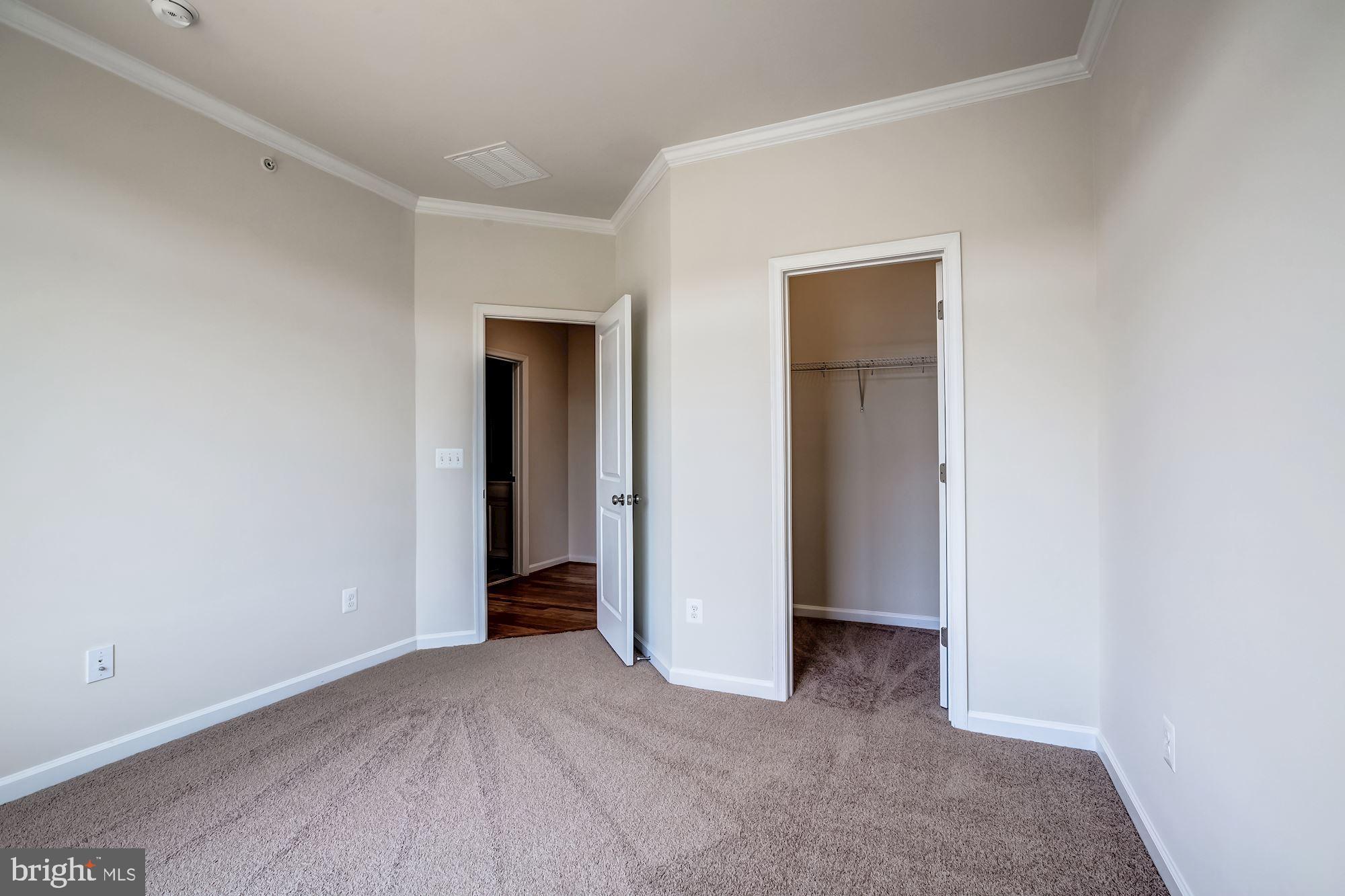 1006 Ribbon Limestone Terrace Southeast Leesburg, VA 20175 - Photo 32 of 40 Gallery Image 32