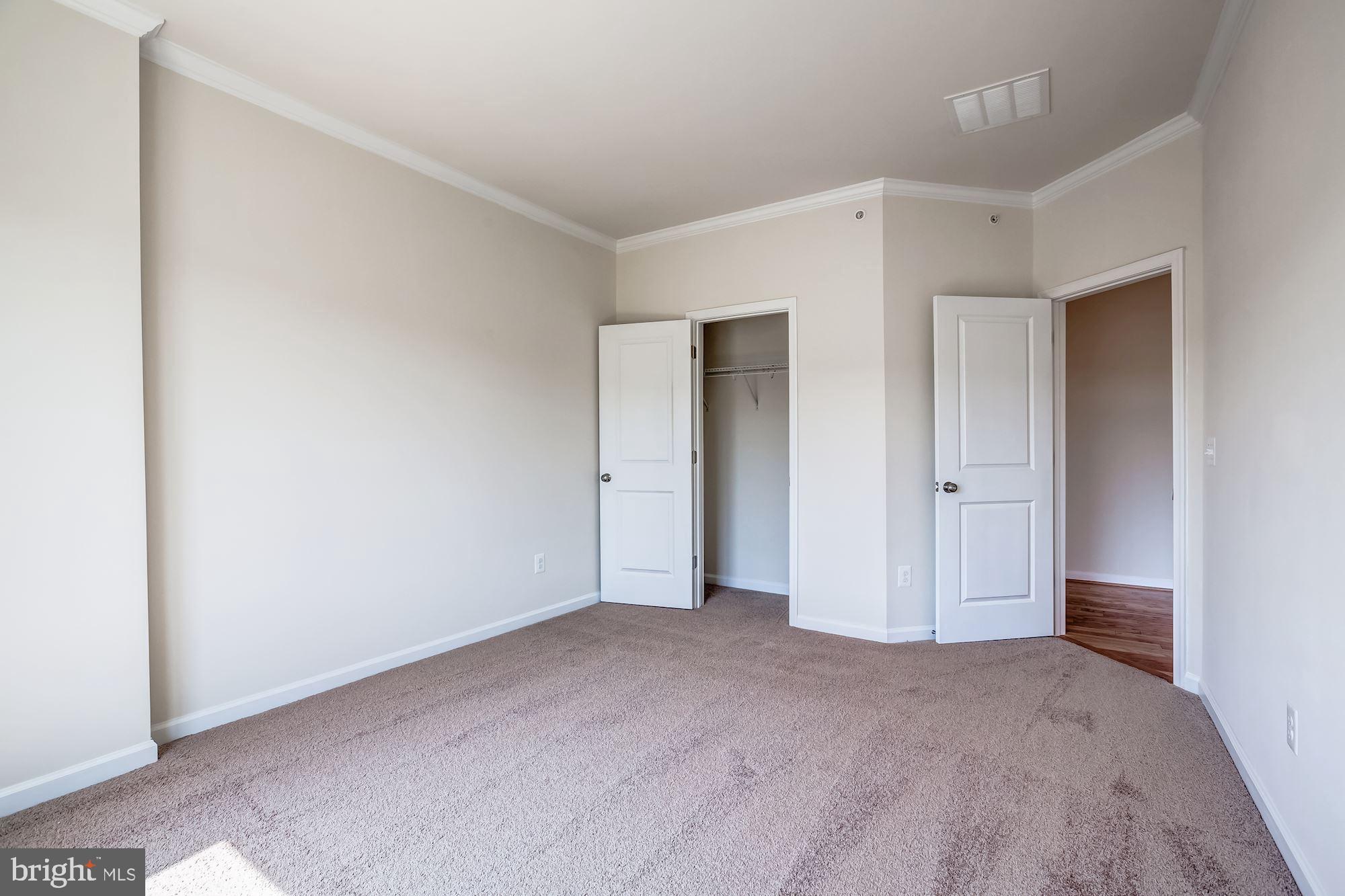 1006 Ribbon Limestone Terrace Southeast Leesburg, VA 20175 - Photo 34 of 40 Gallery Image 34