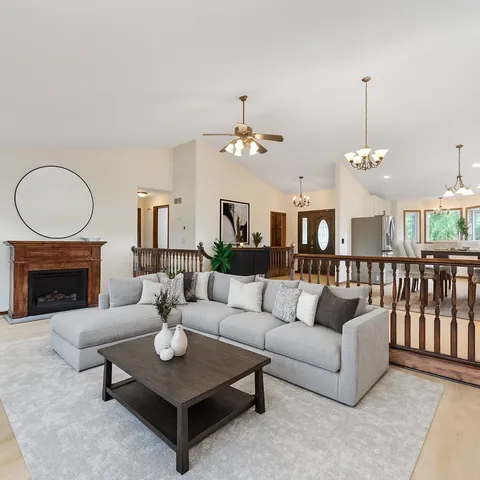 $354,900 | 945 Acacia Circle, Annandale, MN 55302