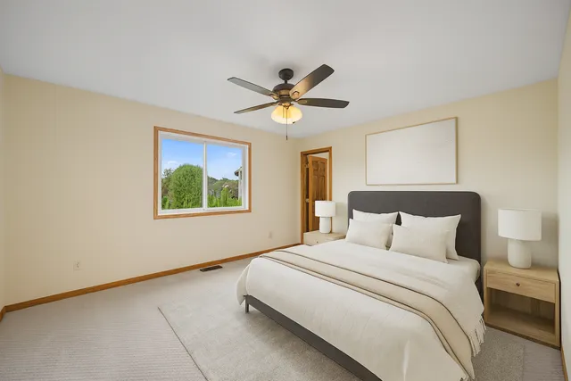 $354,900 | 945 Acacia Circle, Annandale, MN 55302