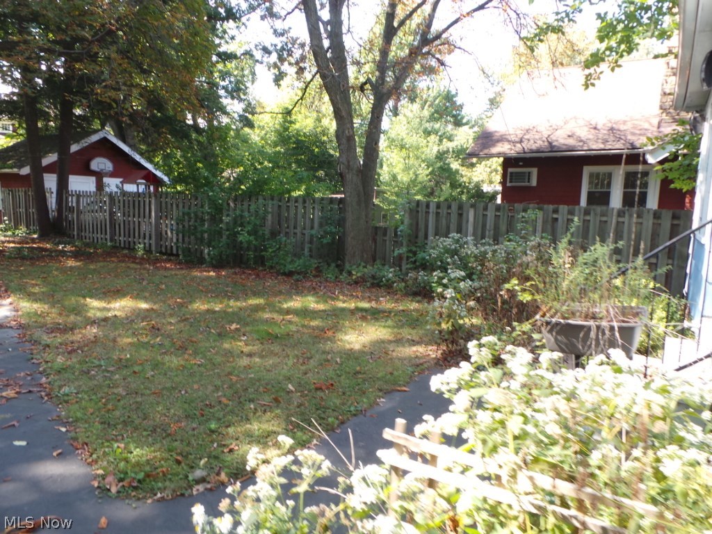 2920 Hampshire Road Cleveland, OH 44118 - Photo 15 of 15