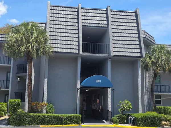 $121,900 | 9081 Lime Bay Boulevard, Unit 211, Tamarac, FL 33321
