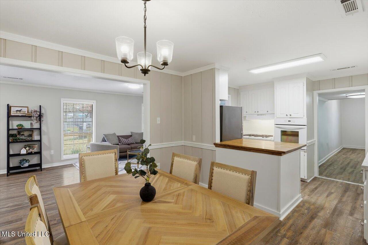 225 Maxine Drive Pearl, MS 39208 - Photo 15 of 37 15-225 Maxine Dr _ Home Tours MS