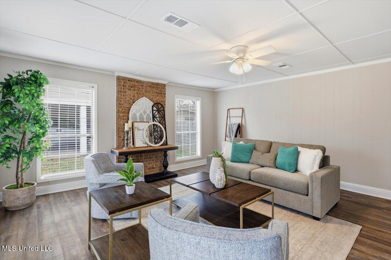 225 Maxine Drive Pearl, MS 39208 - Photo 17 of 37 17-225 Maxine Dr _ Home Tours MS