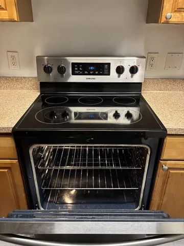 $1,800 | 12118 St Andrews Place, Unit 108, Miramar, FL 33025