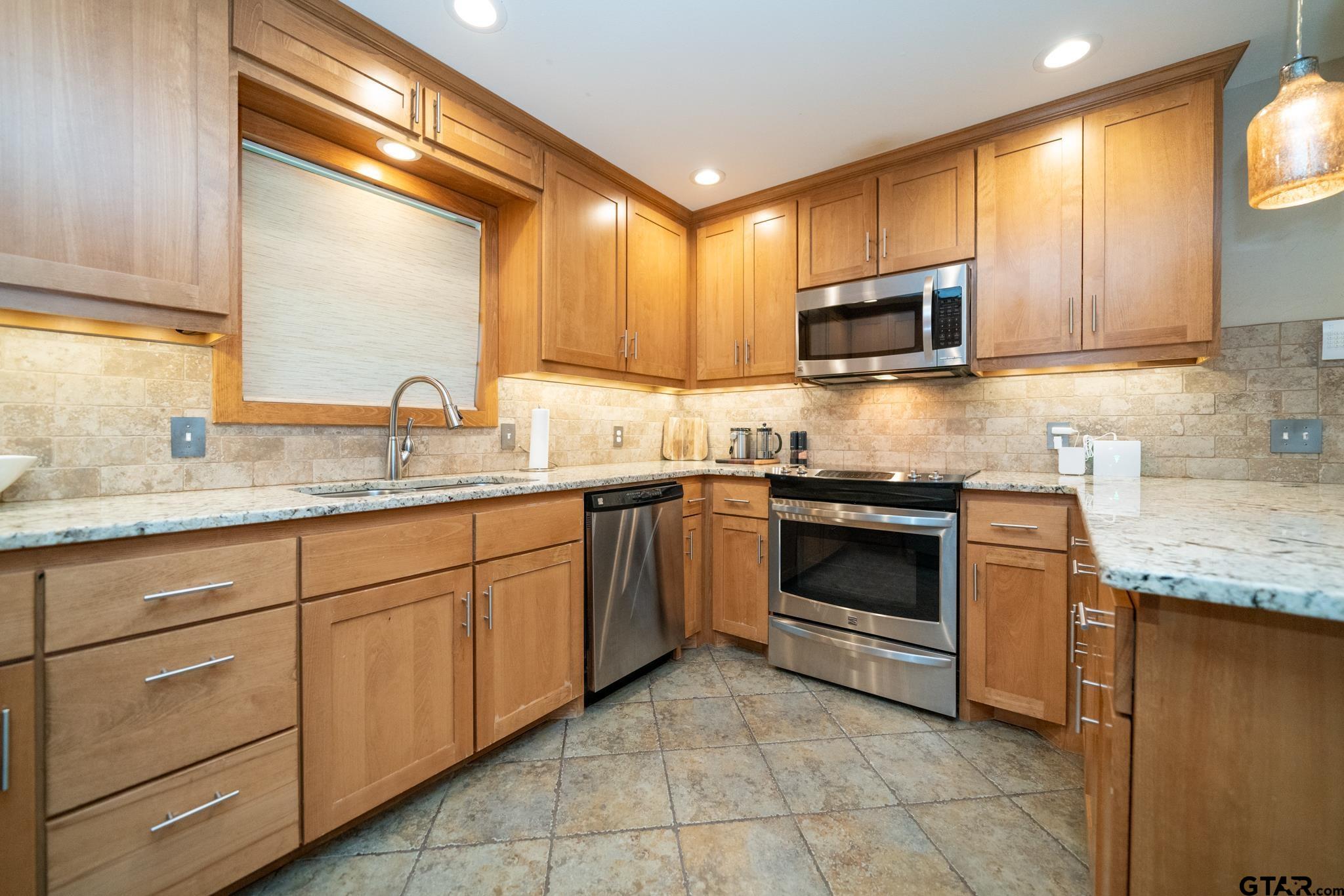 102 Randal Lane Pittsburg, TX 75686 - Photo 23 of 42