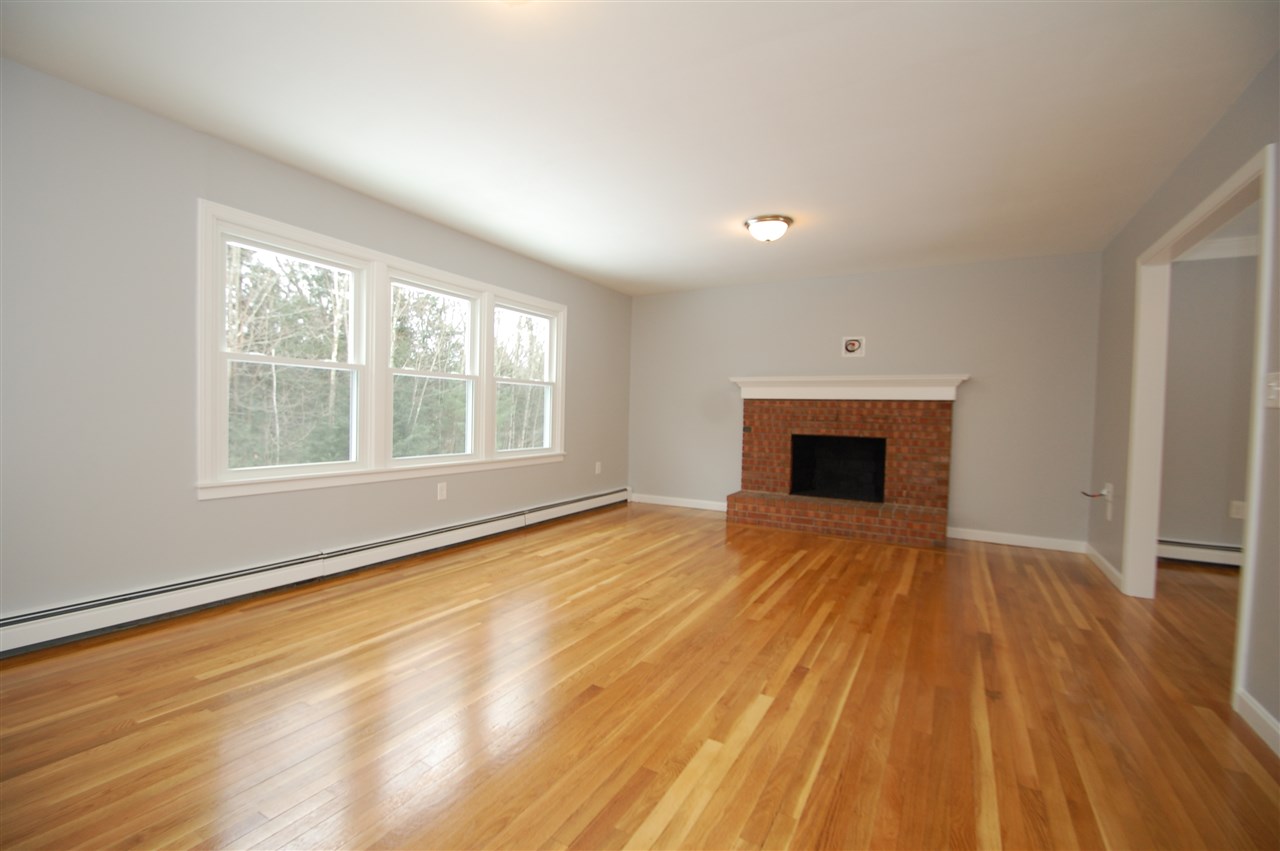 46 New Boston Road Amherst, NH 03031 - Photo 5 of 13