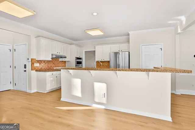 $765,000 | 160 Streamview Court, Fayetteville, GA 30215