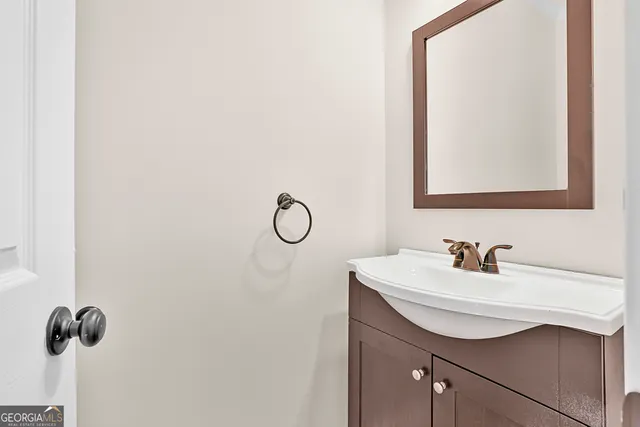 $765,000 | 160 Streamview Court, Fayetteville, GA 30215