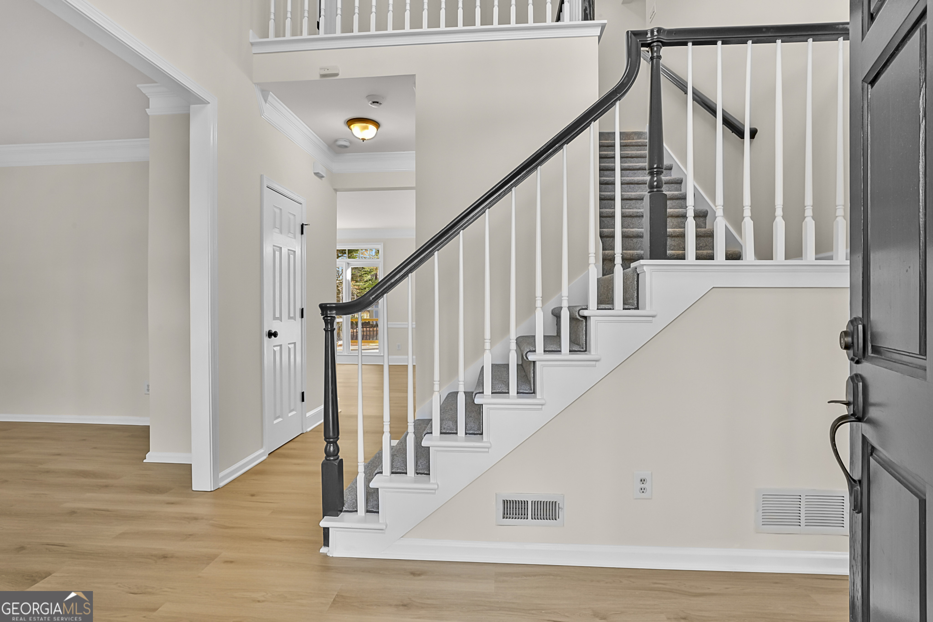160 Streamview Court Fayetteville, GA 30215 - Photo 8 of 55 a view of entryway