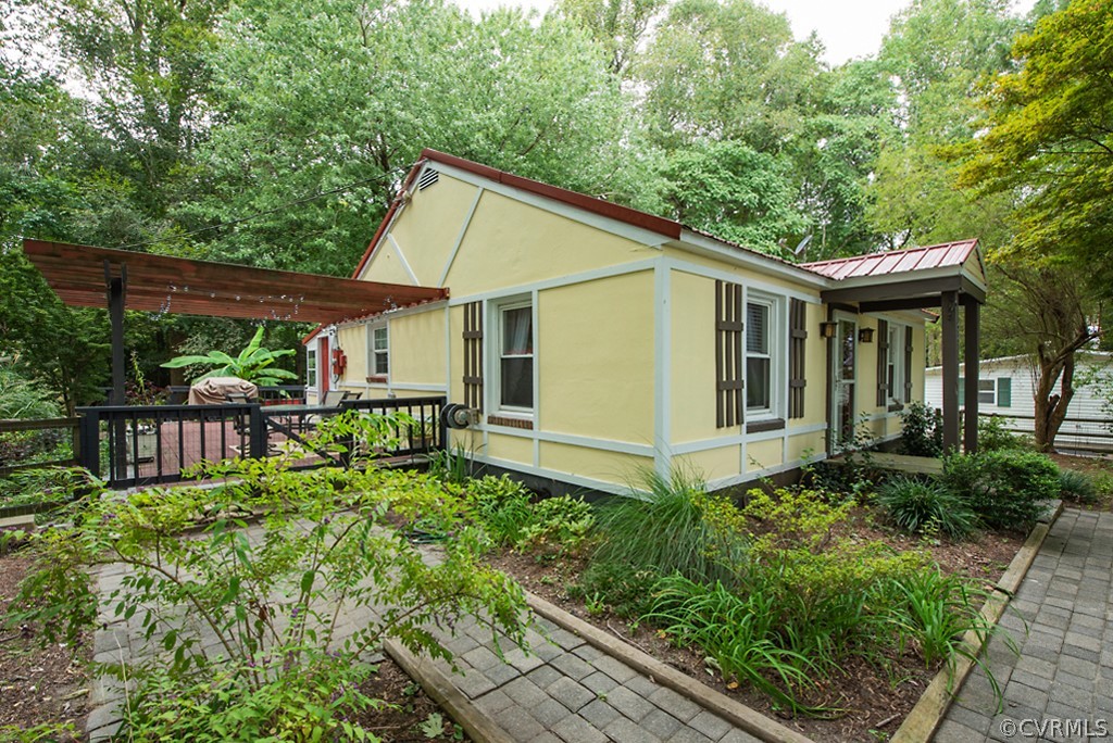 3377 Old Stage Road Toano, VA 23168 - Photo 3 of 38 Gallery Image 3