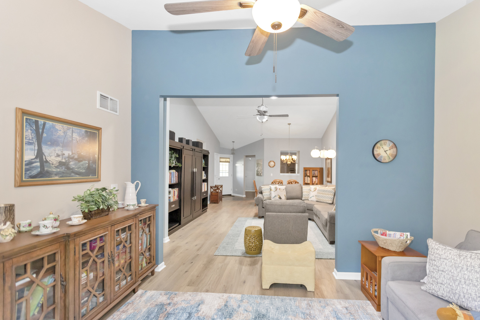646 South Curran Road Round Lake, IL 60073 - Photo 23 of 35 Gallery Image 23