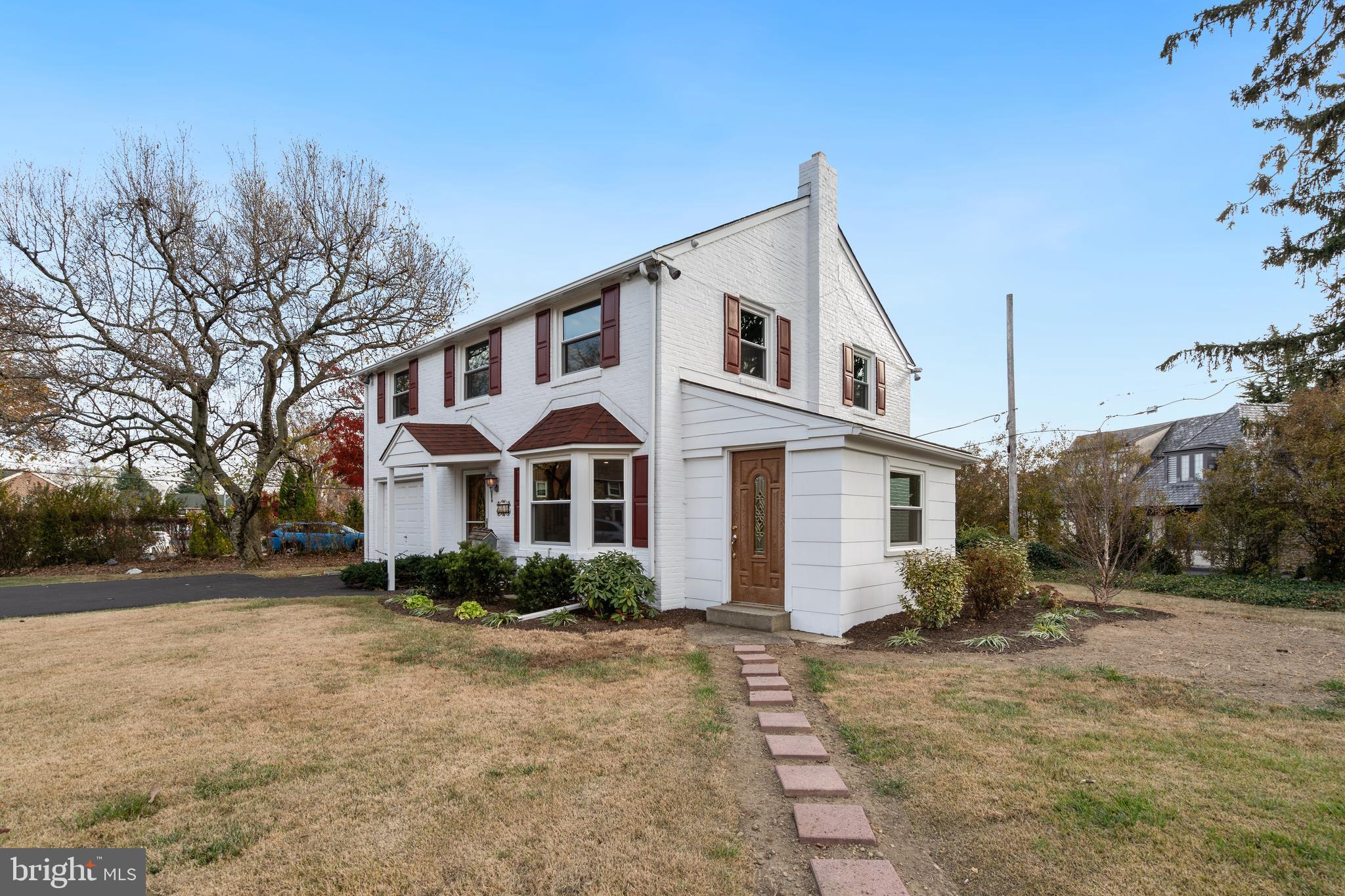 680 Buttonwood Drive Springfield, PA 19064 - Photo 4 of 39