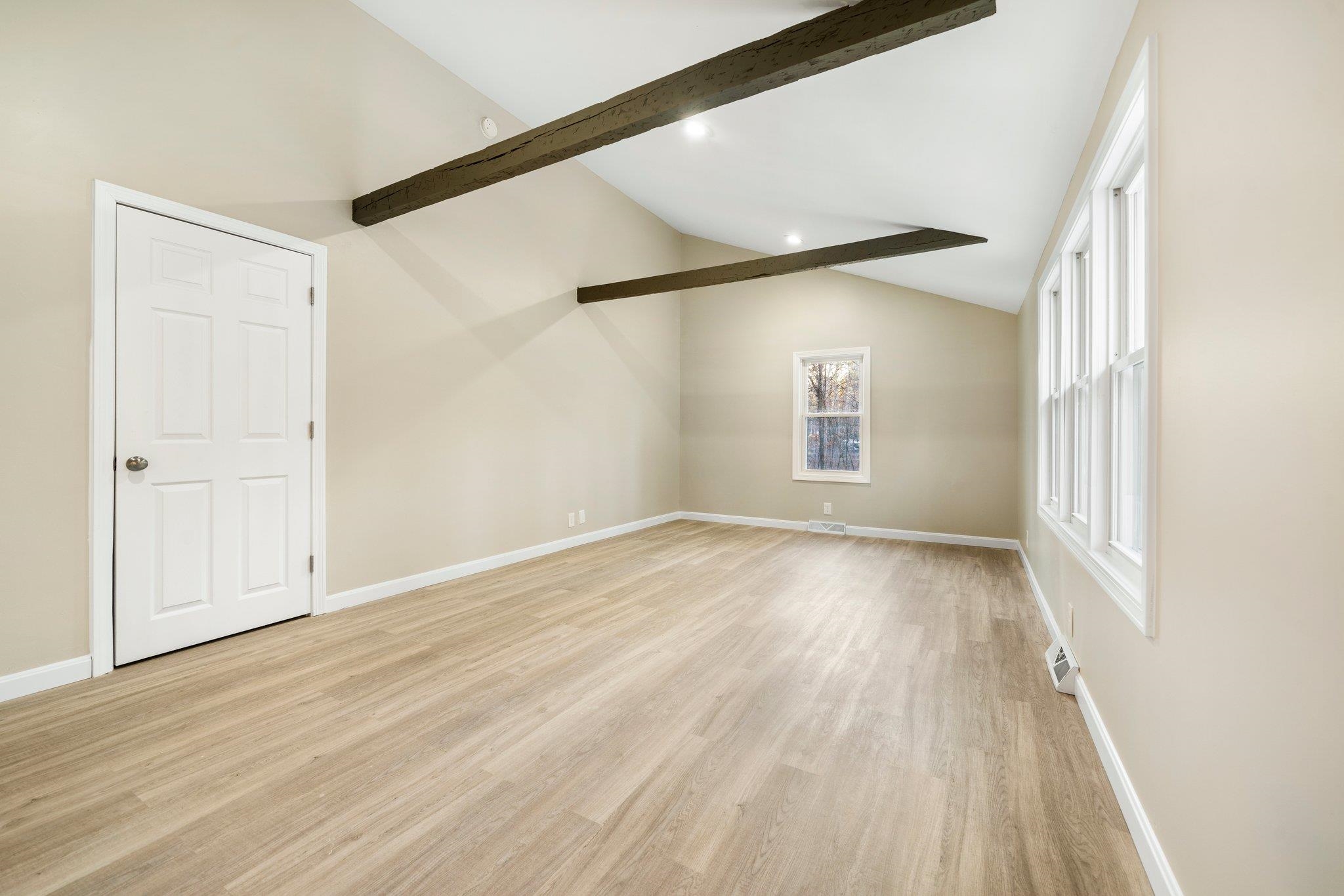 50 Hampstead Road Sandown, NH 03873 - Photo 8 of 21