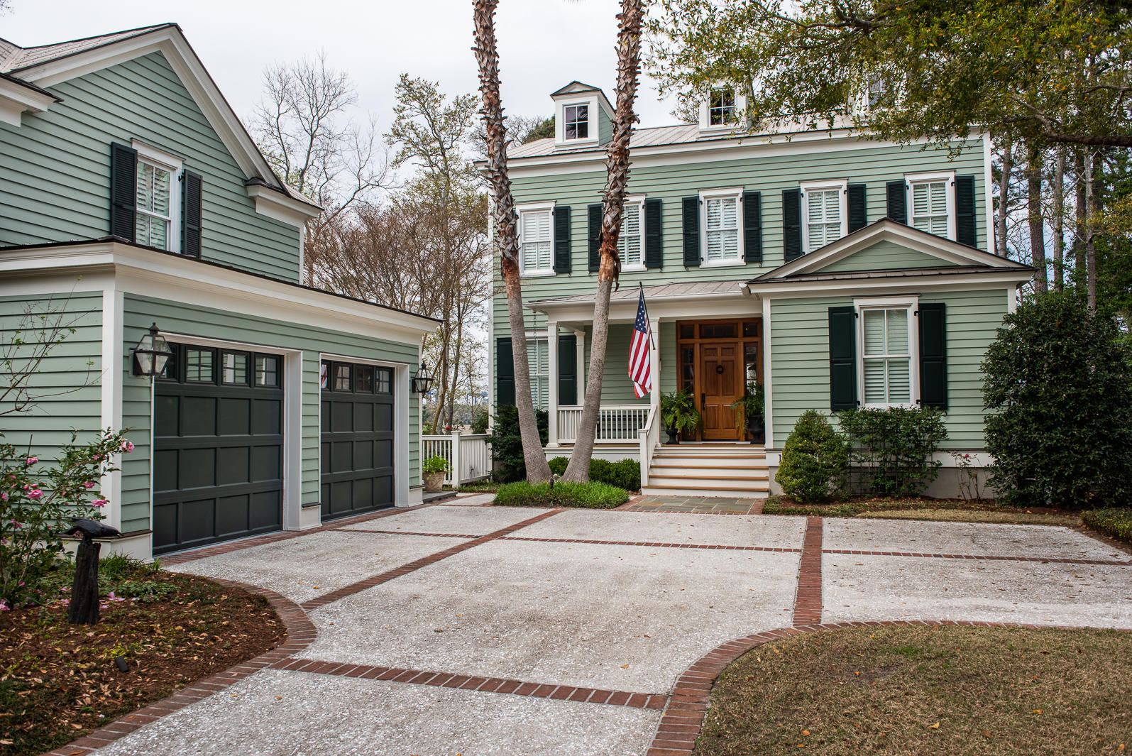10 Frogmore Road Mount Pleasant, SC 29464 - Photo 4 of 100 10Frogmore-4
