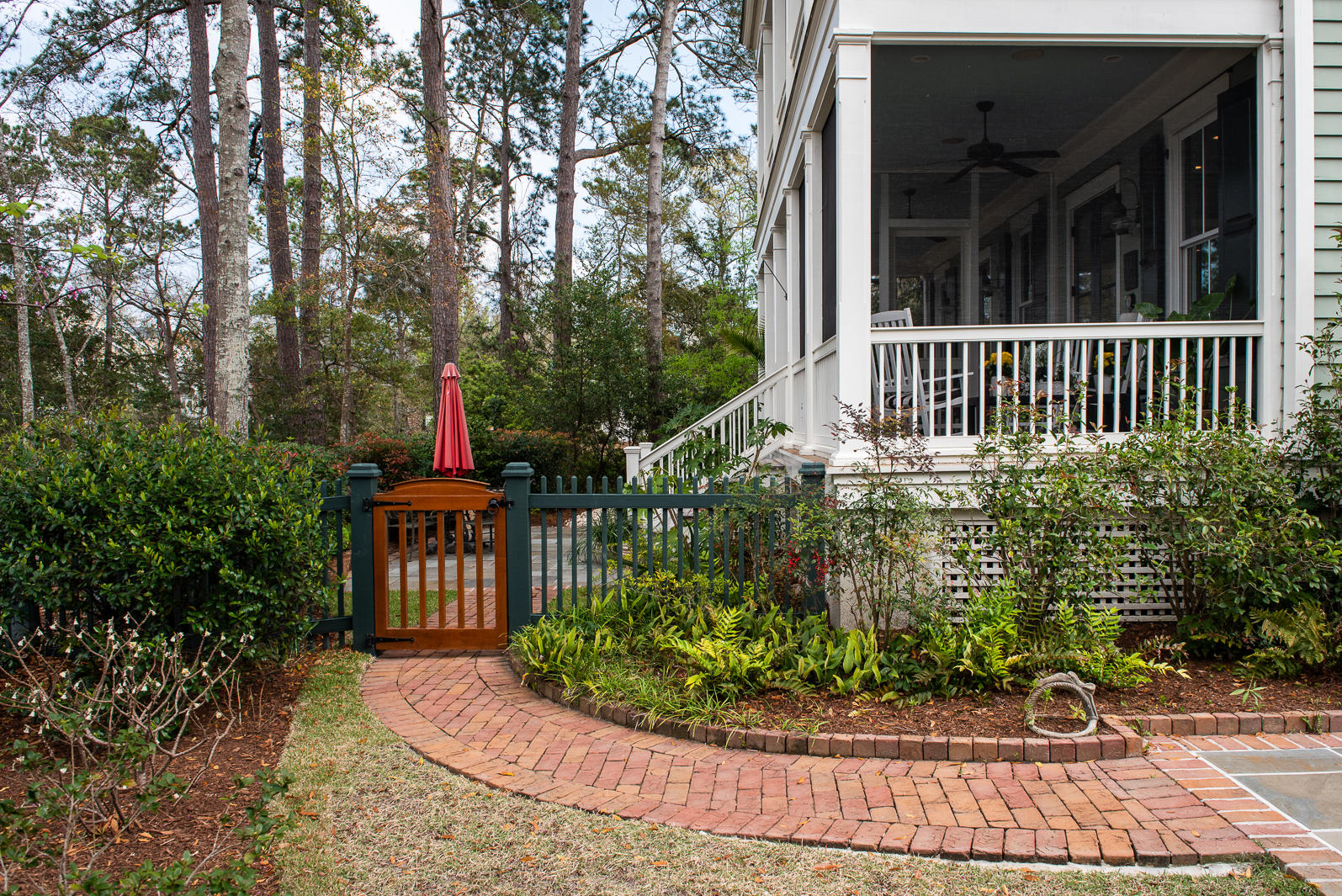 10 Frogmore Road Mount Pleasant, SC 29464 - Photo 65 of 100 10Frogmore-85