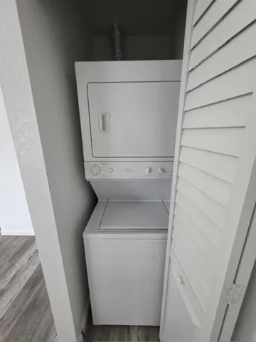 $1,895 | 1958 McKinley Street, Unit 19, Hollywood, FL 33020