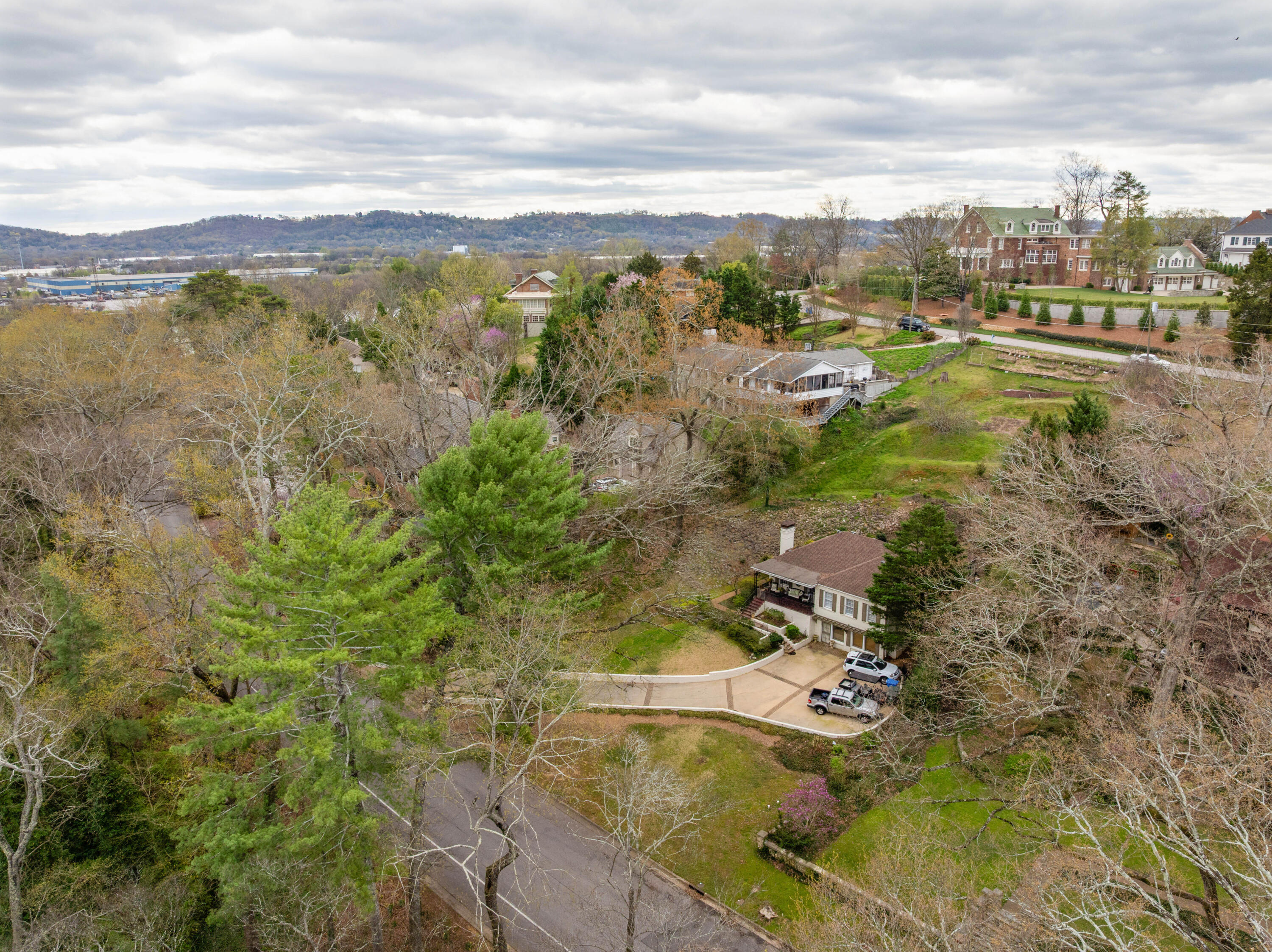 13 - 1608 Riverview Road - Drone