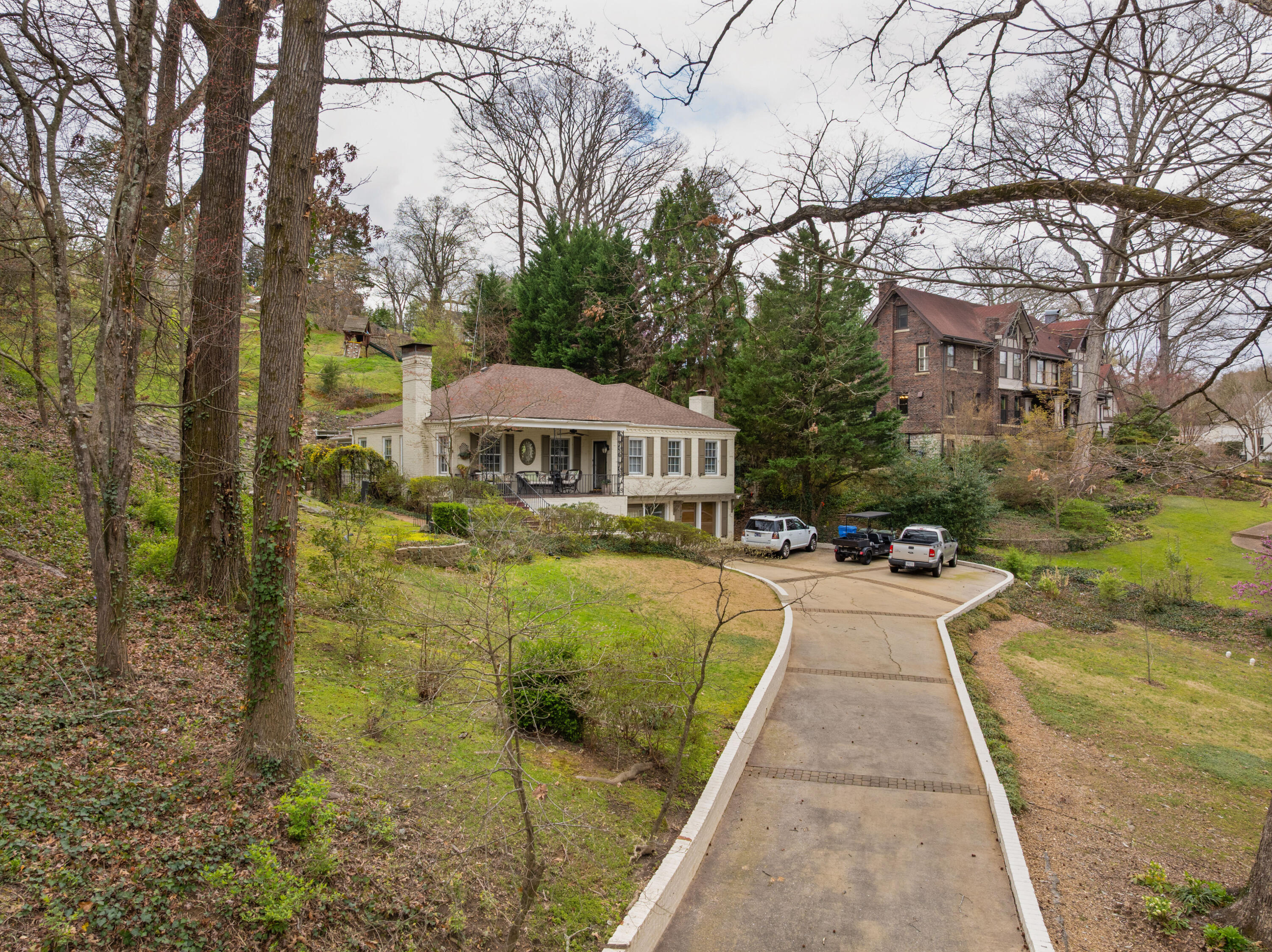 1608 Riverview Road Chattanooga, TN 37405 - Photo 4 of 31 01 - 1608 Riverview Road - Drone